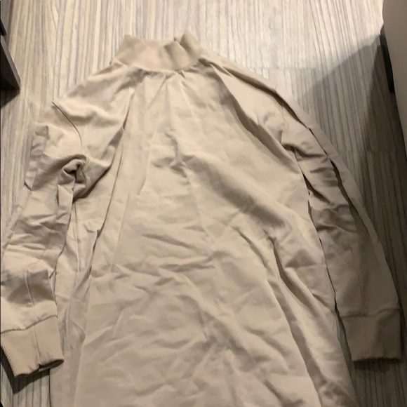 Beige turtleneck sweater dress. Wrinkled but cute - Picture 2 of 2